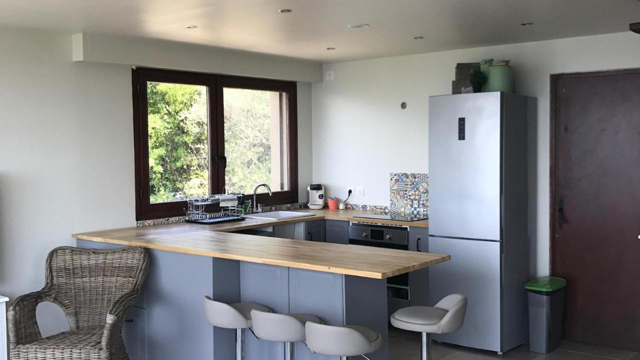 Dieu L'amour - Galimard Apartment